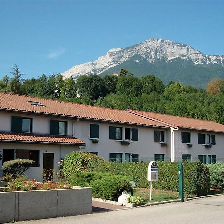 Kyriad Grenoble Sud - Seyssins Exterior foto