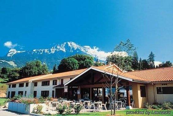 Kyriad Grenoble Sud - Seyssins Exterior foto