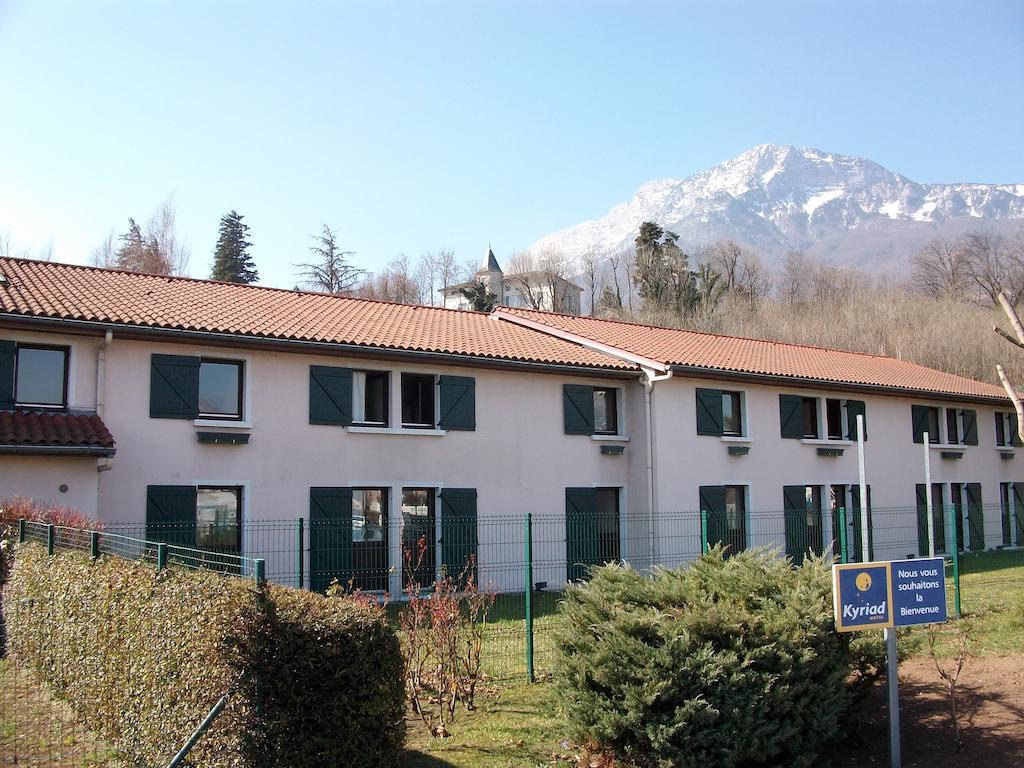 Kyriad Grenoble Sud - Seyssins Exterior foto